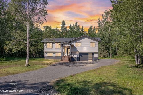 4725 E Dimond Way, Wasilla, AK, 99654-8640 | Card Image