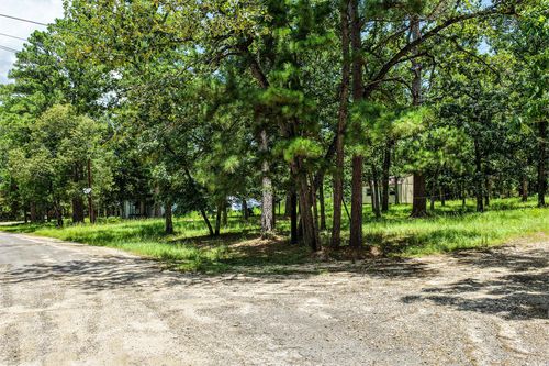 383 Post Oak Cir, Trinity, TX, 75862-7113 | Card Image