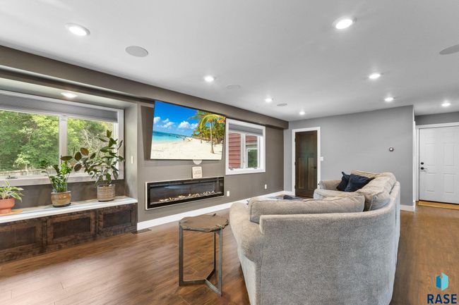 4513 S Southridge Dr, House other with 4 bedrooms, 4 bathrooms and null parking in Sioux Falls SD | Image 8