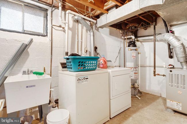 810 S Dinwiddie St, Home with 3 bedrooms, 2 bathrooms and null parking in ARLINGTON VA | Image 15