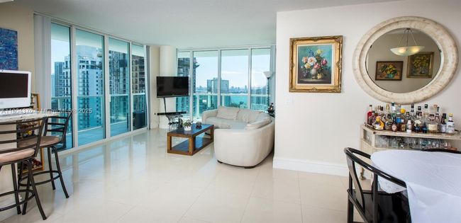 APT-3106 - 1250 S Miami Ave, Condo with 3 bedrooms, 2 bathrooms and null parking in Miami FL | Image 12
