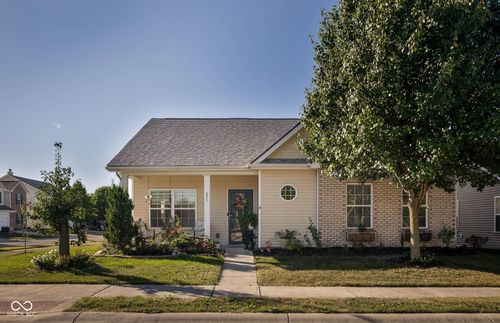 871 Maidstone Ave, Westfield, IN, 46074-7807 | Card Image