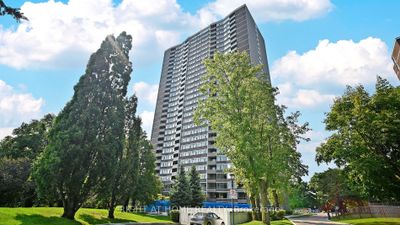 2001 - 3100 Kirwin Ave, Condo with 2 bedrooms, 2 bathrooms and 1 parking in Mississauga ON | Image 1