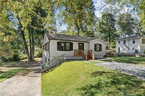 1044 Pinedale Dr Se, Smyrna, GA, 30080-4223 | Card Image