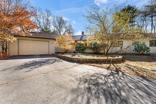 84 Davison Dr, Lincoln, MA, 01773-2216 | Card Image