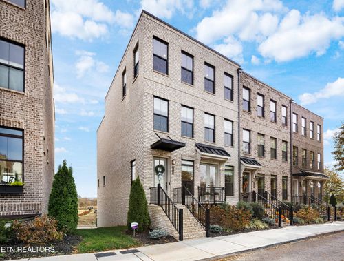 9460 Horizon Dr, Knoxville, TN, 37922-5292 | Card Image