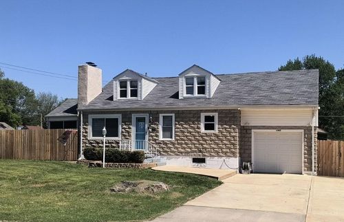 1005 S Forest Ave, Independence, MO, 64050-4217 | Card Image