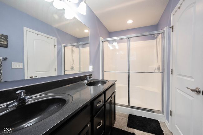 9770 Blue Violet Dr, Condo with 3 bedrooms, 3 bathrooms and null parking in Noblesville IN | Image 31
