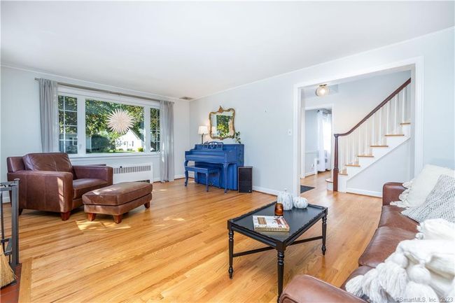118 Longvue Dr, House other with 3 bedrooms, 2 bathrooms and 4 parking in Wethersfield CT | Image 17