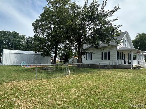 205 E Monroe Ave, Owensville, MO, 65066-1427 | Card Image