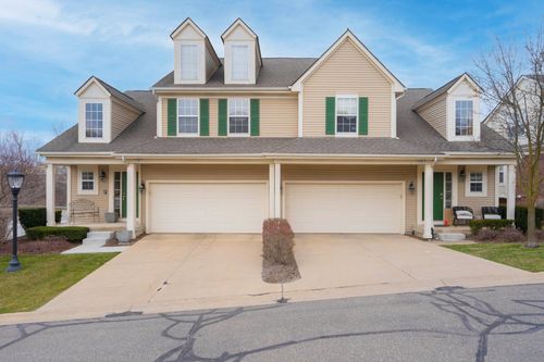 731 E Bluff Ct, Rochester Hills, MI, 48307-6080 | Card Image