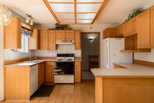 104-6875 121 Street, Surrey, BC, V3W1C2 | Card Image