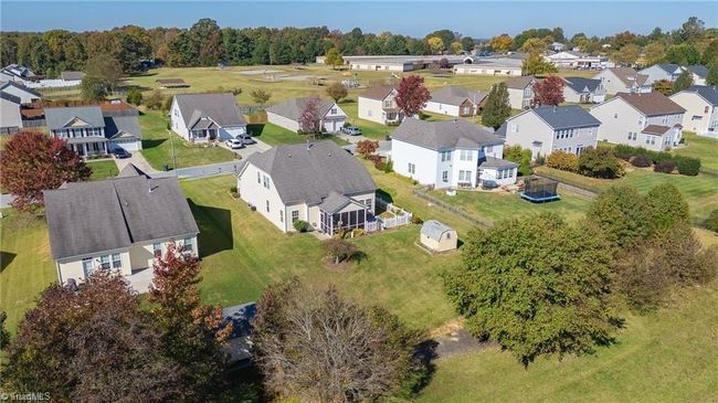 906 Leach Ave, House other with 3 bedrooms, 3 bathrooms and null parking in Thomasville NC | Image 5
