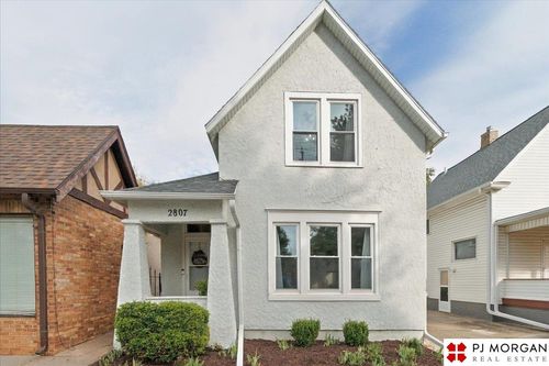 3207 S 32 Avenue, Omaha, NE, 68105 | Card Image