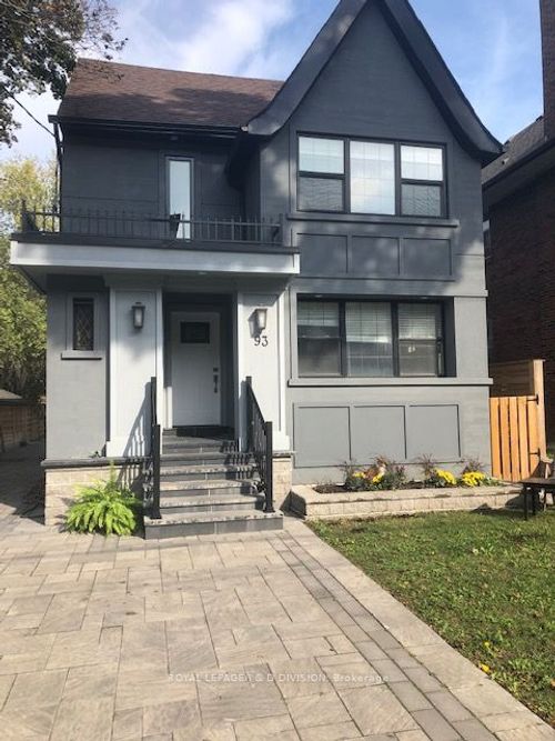 main-93 Oriole Pky, Toronto, ON, M5P2G7 | Card Image