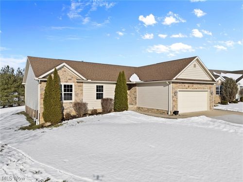 7331 Jimmie St Sw, Massillon, OH, 44646-9470 | Card Image