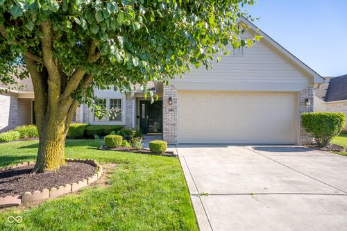 1698 Fairfield Cir, Greenfield, IN, 46140-8097 | Card Image