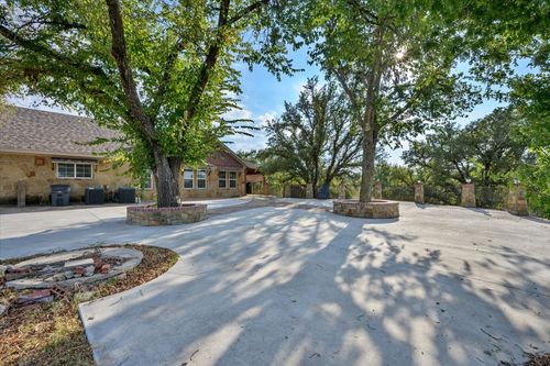 3601 Oak Cir, Weatherford, TX, 76088-4813 | Card Image