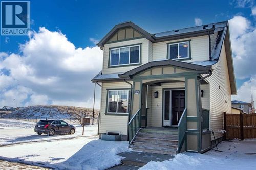2275 Reunion Street Nw, Airdrie, AB, T2B0H2 | Card Image