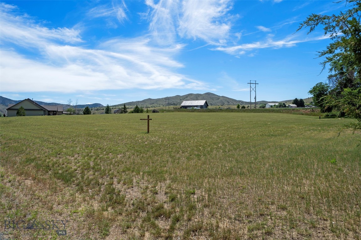 Land in Toston 3