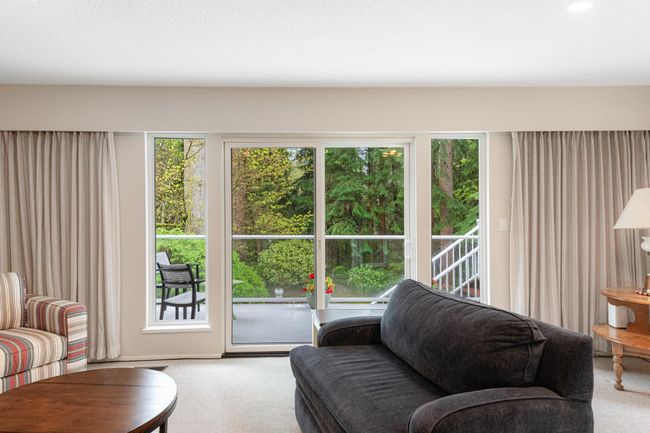 1760 Medwin Place, House other with 6 bedrooms, 4 bathrooms and 4 parking in North Vancouver BC | Image 15