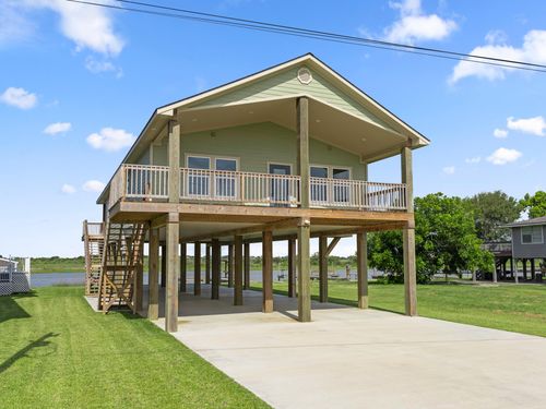 864 Seagull, Sargent, TX, 77414-2471 | Card Image