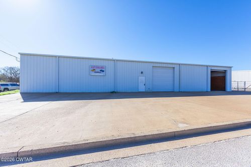 39 N Madison Dr, Humboldt, TN, 38343-8587 | Card Image