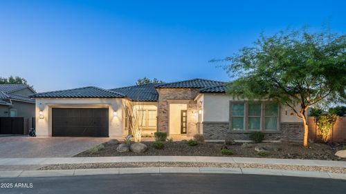 2086 E Trigger Way, Gilbert, AZ, 85297-1109 | Card Image