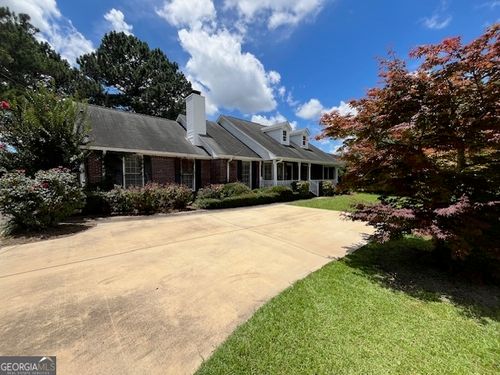 3556 Lawrence Dr S, Macon, GA, 31216-6292 | Card Image