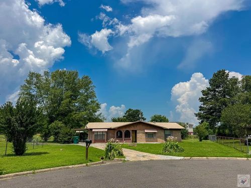500 Jefferson St, New Boston, TX, 75570-2211 | Card Image