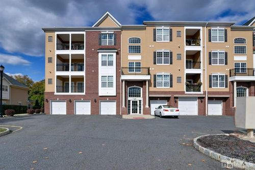 843 Liberty Ct, Piscataway, NJ, 08854-7209 | Card Image