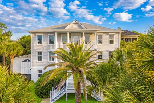 7 2nd Ave, Isle of Palms, SC, 29451-2101 | Card Image