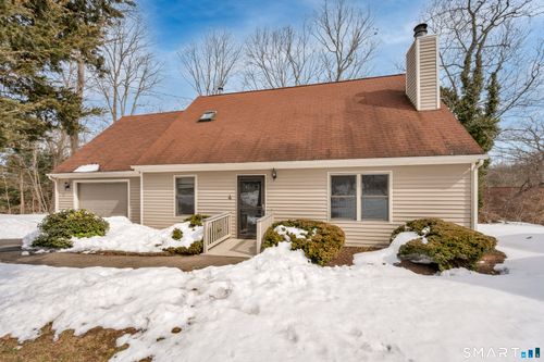 4-4 Copper Ridge Circle, Guilford, CT, 06437 | Card Image