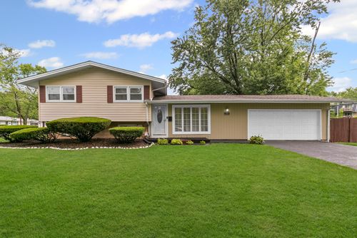 3152 189th St, Lansing, IL, 60438-3422 | Card Image