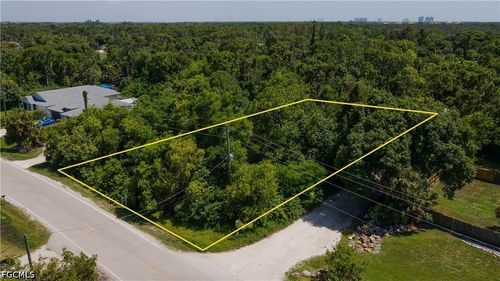 20190 Trailside Dr, ESTERO, FL, 33928-2125 | Card Image