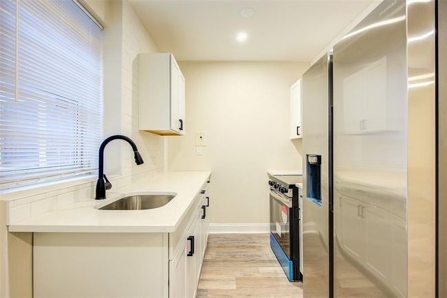 1L - 71 110th Street, Home with 2 bedrooms, 1 bathrooms and null parking in New York NY | Image 4