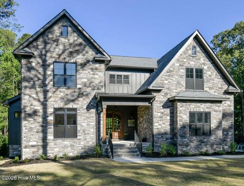 7 Goldenrod Dr, Whispering Pines, NC, 28327-9341 | Card Image