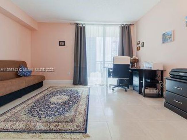 APT-1101 - 17555 Atlantic Blvd, Condo with 3 bedrooms, 2 bathrooms and null parking in Sunny Isles Beach FL | Image 12