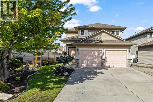 606 S Crest Dr, Kelowna, BC, V1W4Y6 | Card Image
