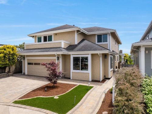 448 Correas St, Half Moon Bay, CA, 94019 | Card Image