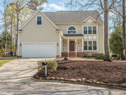 330 Bond Lake Dr, Cary, NC, 27513-4750 | Card Image