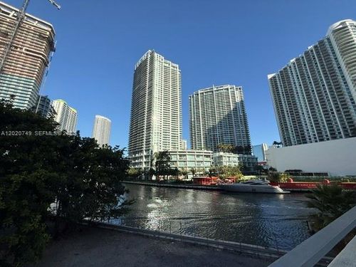 1804-92 Sw 3rd St, Miami, FL, 33130-3081 | Card Image