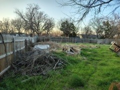 Land in Waco