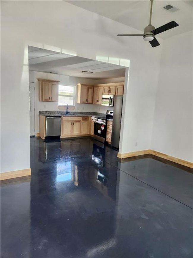 705 Pleasant St, Home with 0 bedrooms, 0 bathrooms and 4 parking in Odessa MO | Image 13