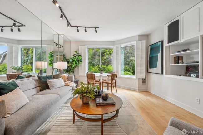 UNIT-302 - 111 Chestnut St, Condo with 2 bedrooms, 2 bathrooms and 1 parking in San Francisco CA | Image 5