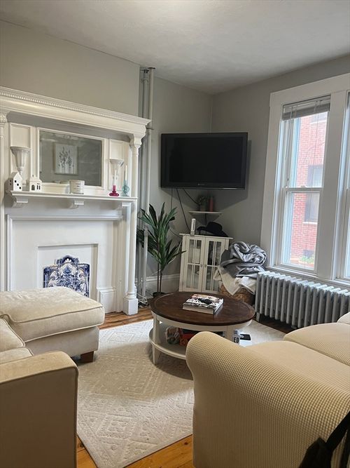 1-211 Athens St, Boston, MA, 02127-1910 | Card Image