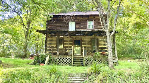 389 Adams Chapel Rd, Blountville, TN, 37617-5151 | Card Image