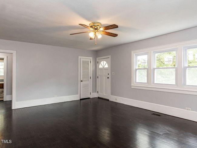 005-1280x960-family-room | Image 4