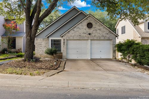 4242 Shady Tree Ln, San Antonio, TX, 78247-2020 | Card Image