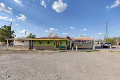 611 W Main St, Fabens, TX, 79838 | Card Image